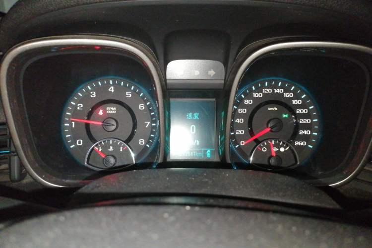 Used Chevrolet Malibu 2014 2.4L Automatic Luxury Edition Instrument Cluster
