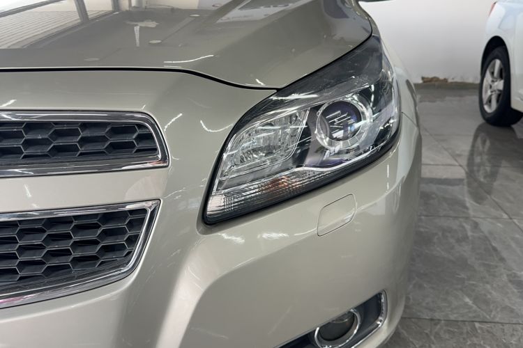 Used Chevrolet Malibu 2014 2.0L Automatic Luxury Edition Left Front Headlight