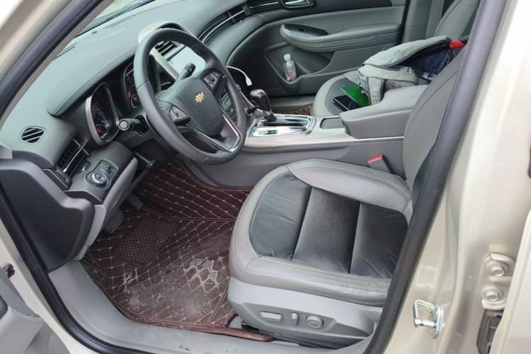 Used Chevrolet Malibu 2014 2.4L Automatic Luxury Edition Left Front Seat