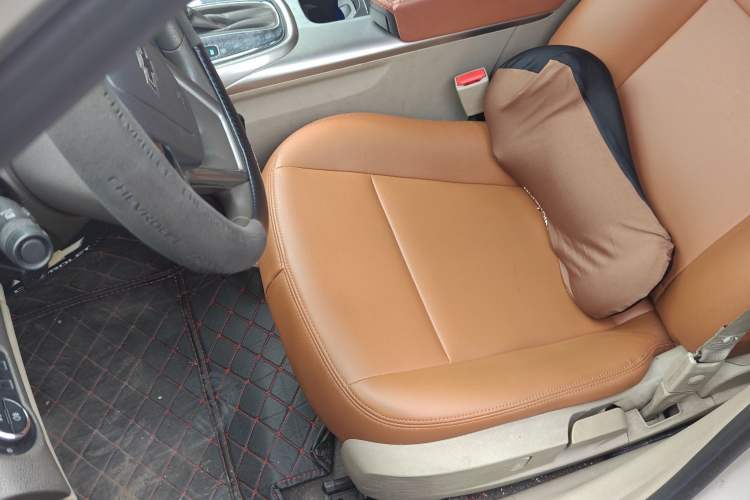Used Chevrolet Malibu 2014 2.0L Automatic Comfort Edition Left Front Seat