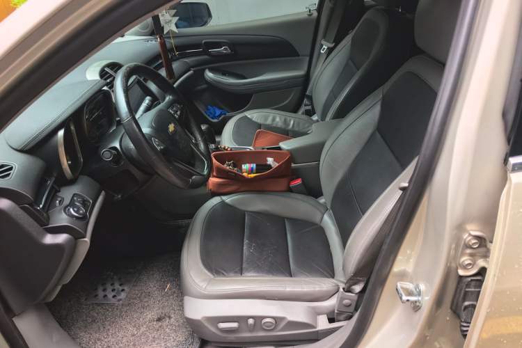 Used Chevrolet Malibu 2014 2.0L Automatic Luxury Edition Left Front Seat