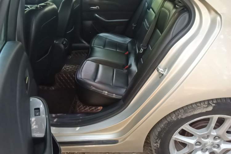 Used Chevrolet Malibu 2014 1.6T Automatic Luxury Edition Left Rear Seat