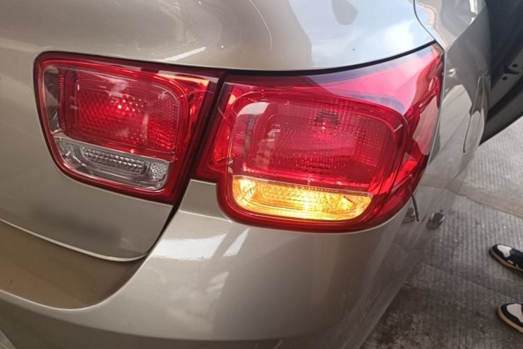 Used Chevrolet Malibu 2014 2.0L Automatic Luxury Edition Right Rear Taillight