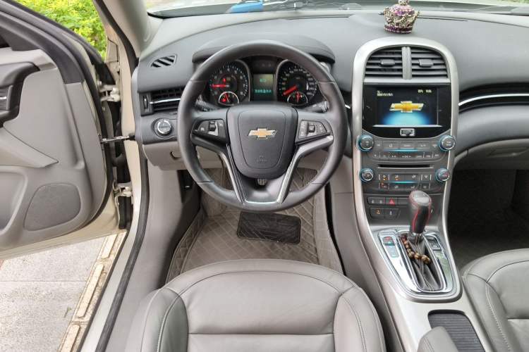 Used Chevrolet Malibu 2014 2.0L Automatic Luxury Edition Steering Wheel