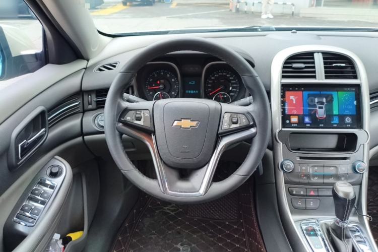 Used Chevrolet Malibu 2014 2.4L Automatic Luxury Edition Steering Wheel