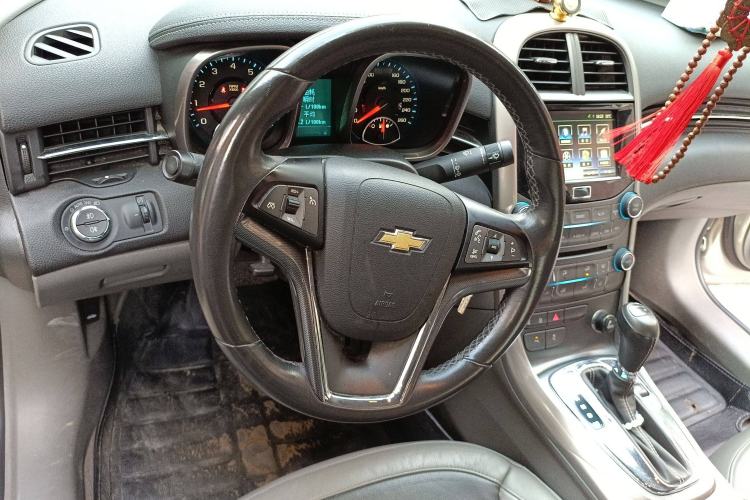 Used Chevrolet Malibu 2014 2.0L Automatic Luxury Edition Steering Wheel