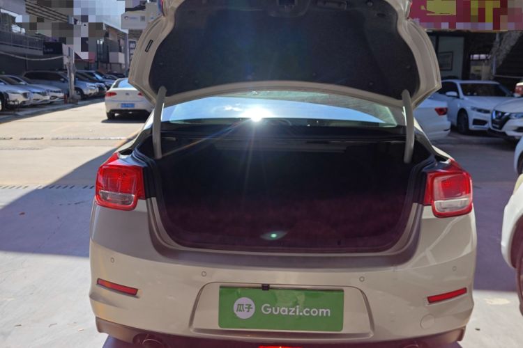 Used Chevrolet Malibu 2014 1.6T Automatic Comfort Edition Trunk