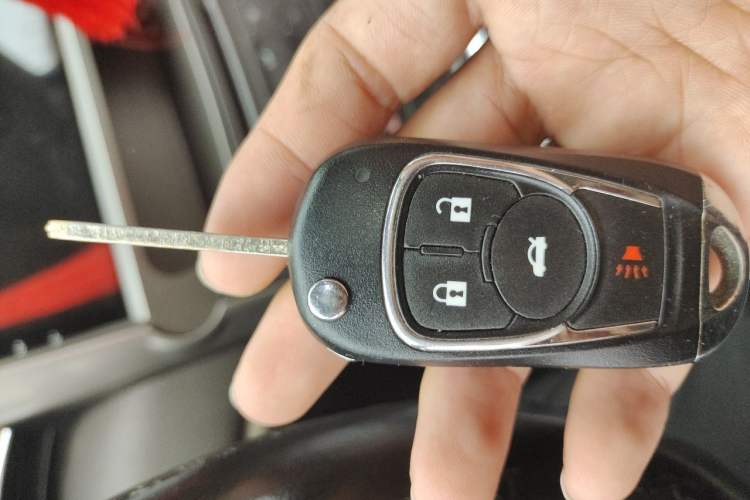 Used Chevrolet Malibu 2014 2.0L Automatic Comfort Edition Vehicle Key