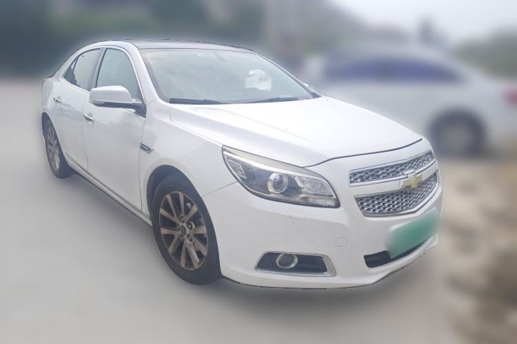 Used Chevrolet Malibu 2014 2.0L Automatic Luxury Edition Front Right 45 Deg