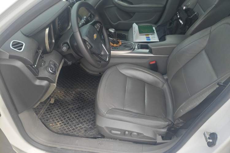 Used Chevrolet Malibu 2014 2.0L Automatic Luxury Edition Left Front Seat