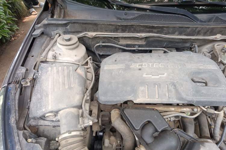 Used Chevrolet Malibu 2014 2.0L Automatic Luxury Edition Engine Bay Right