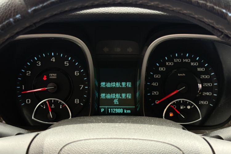 Used Chevrolet Malibu 2014 2.0L Automatic Luxury Edition Odometer Close Up