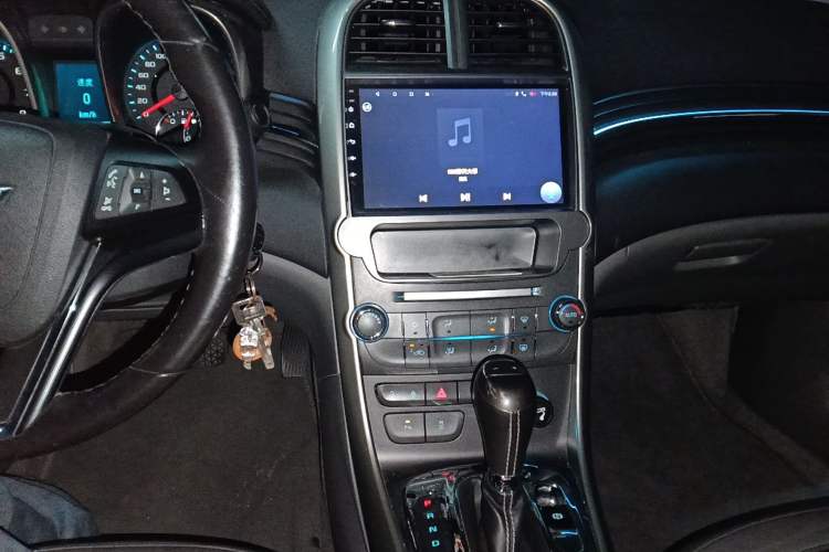 Used Chevrolet Malibu 2014 2.4L Automatic Luxury Edition Audio And AC Panel