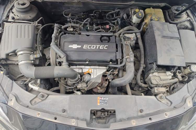 Used Chevrolet Malibu 2014 1.6T Automatic Comfort Edition Engine Bay