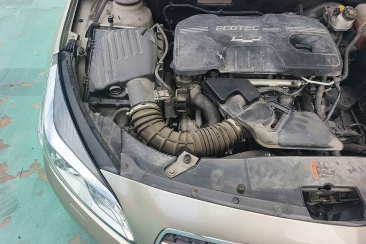 Used Chevrolet Malibu 2014 2.0L Automatic Luxury Edition Engine Bay Right