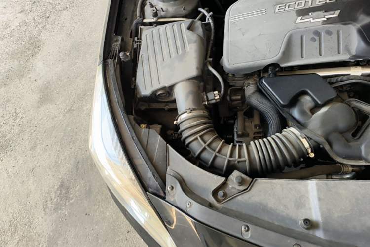 Used Chevrolet Malibu 2014 2.0L Automatic Comfort Edition Engine Bay Right