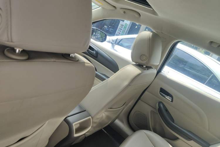 Used Chevrolet Malibu 2014 2.0L Automatic Comfort Edition Headliner