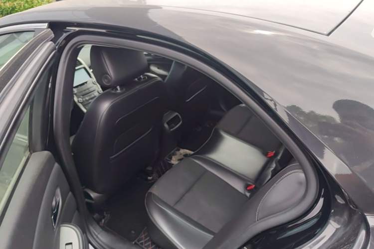 Used Chevrolet Malibu 2014 1.6T Automatic Comfort Edition Left Rear Seat