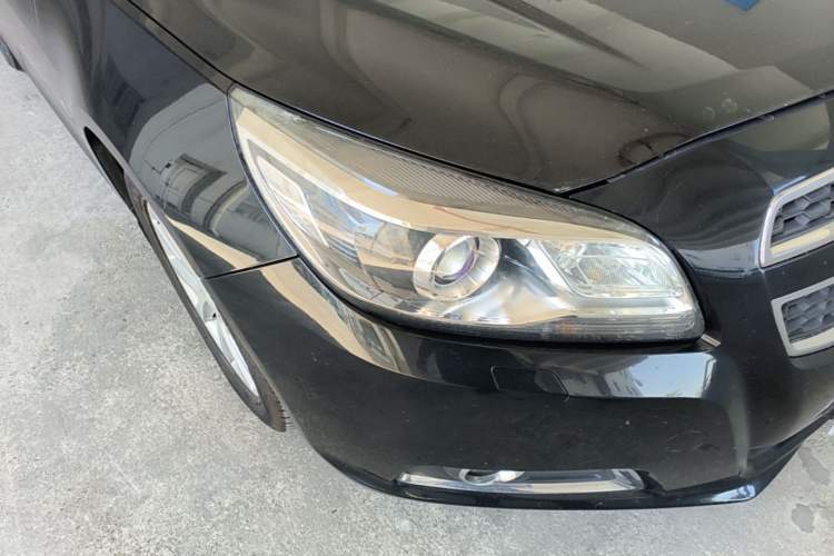 Used Chevrolet Malibu 2014 2.0L Automatic Comfort Edition Right Front Headlight