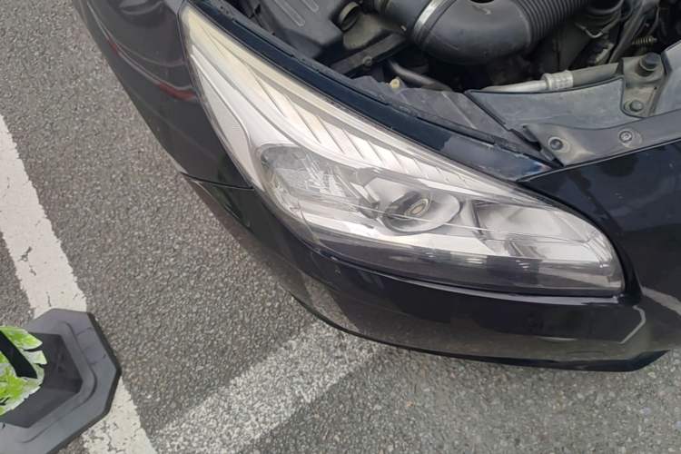 Used Chevrolet Malibu 2014 1.6T Automatic Comfort Edition Right Front Headlight