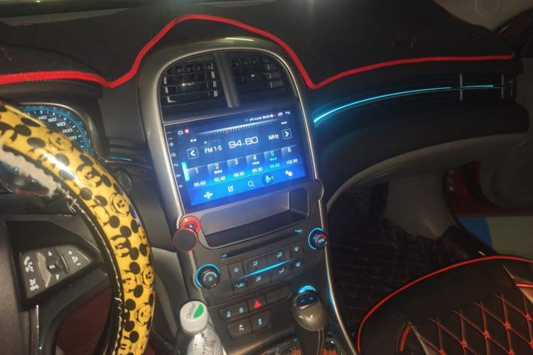 Used Chevrolet Malibu 2014 2.0L Automatic Luxury Edition Audio And AC Panel