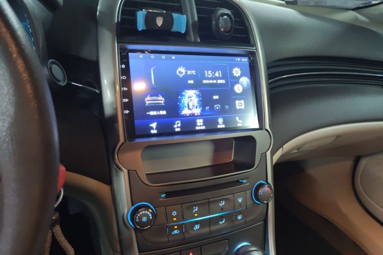 Used Chevrolet Malibu 2014 2.0L Automatic Comfort Edition Audio And AC Panel