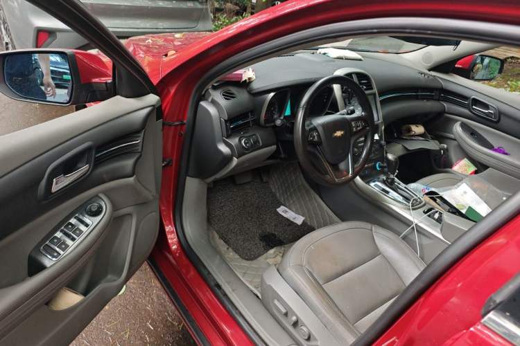 Used Chevrolet Malibu 2014 2.0L Automatic Luxury Edition Driver Seat