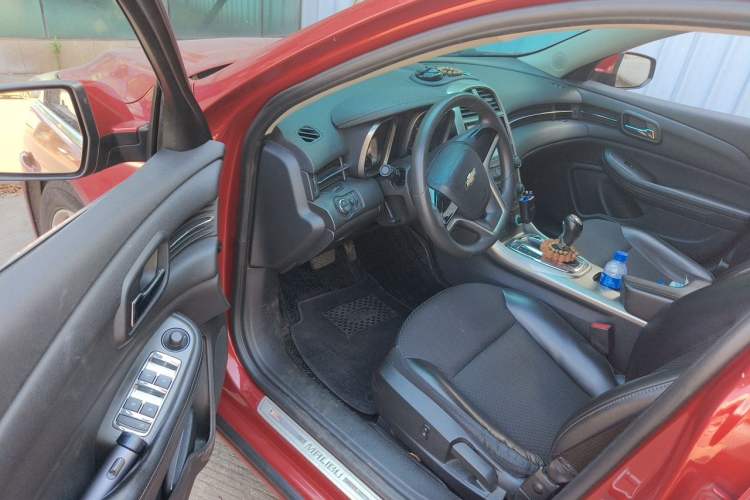 Used Chevrolet Malibu 2014 1.6T Automatic Comfort Edition Driver Seat