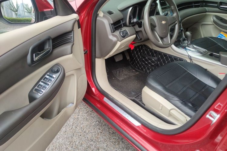 Used Chevrolet Malibu 2014 2.0L Automatic Comfort Edition Driver Seat