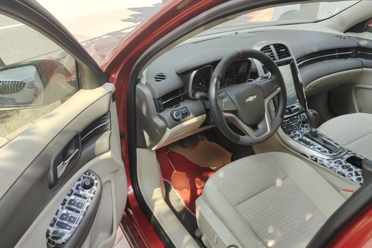 Used Chevrolet Malibu 2014 2.0L Automatic Comfort Edition Driver Seat