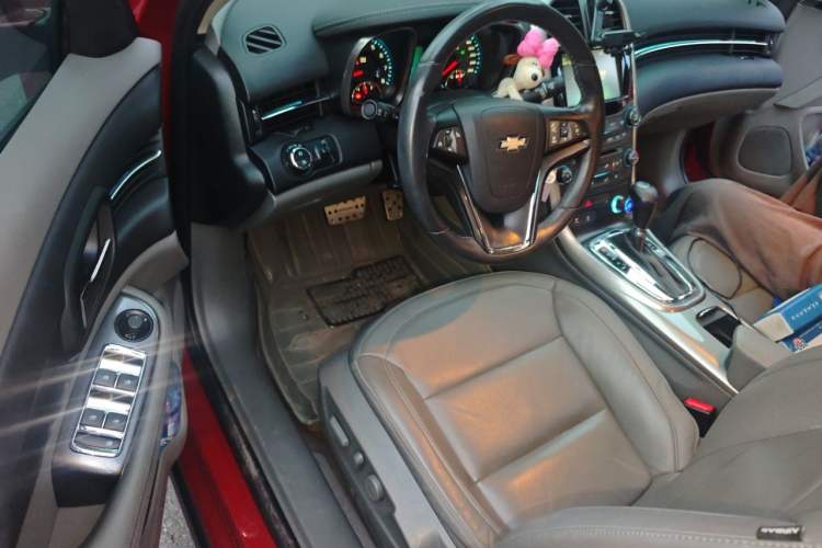 Used Chevrolet Malibu 2014 2.0L Automatic Luxury Edition Driver Seat