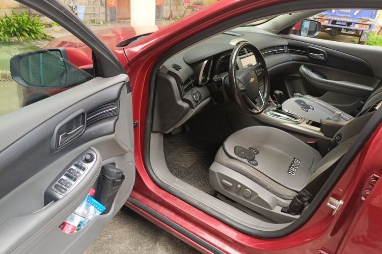 Used Chevrolet Malibu 2014 2.0L Automatic Luxury Edition Driver Seat