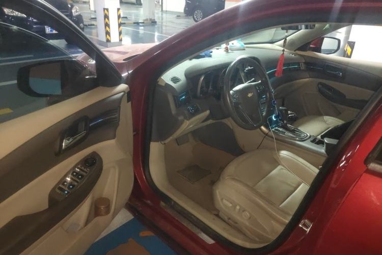 Used Chevrolet Malibu 2014 2.0L Automatic Luxury Edition Driver Seat