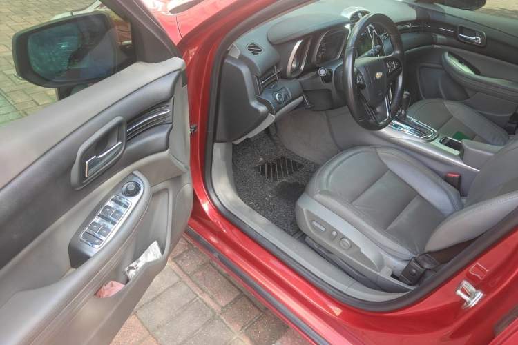 Used Chevrolet Malibu 2014 2.0L Automatic Luxury Edition Driver Seat