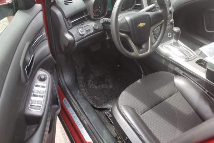 Used Chevrolet Malibu 2014 1.6T Automatic Comfort Edition Driver Seat