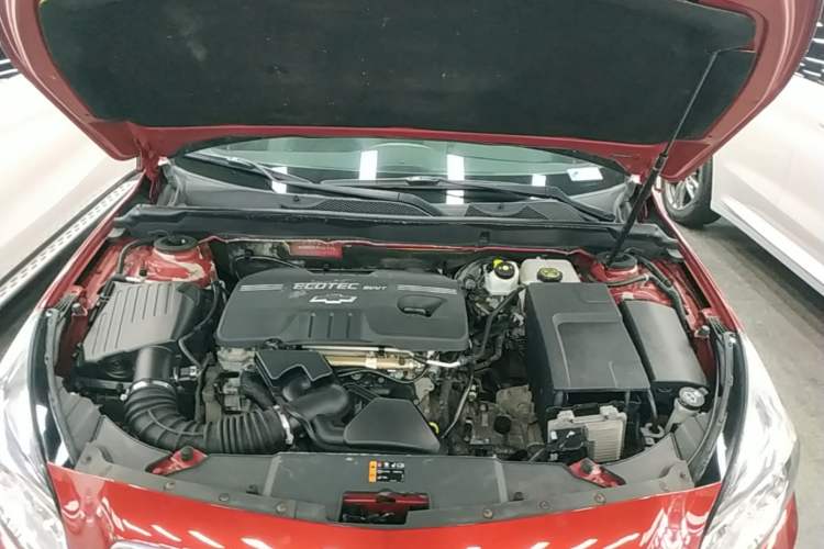 Used Chevrolet Malibu 2014 2.0L Automatic Luxury Edition Engine Bay