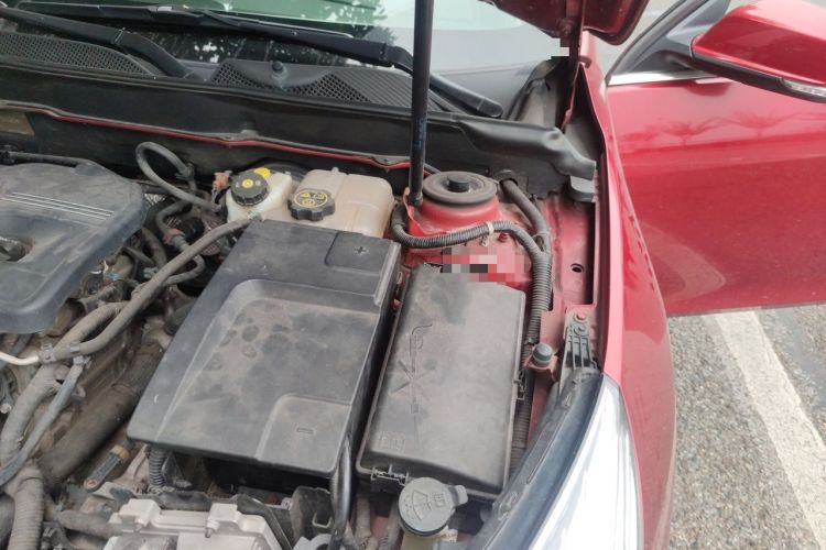 Used Chevrolet Malibu 2014 2.0L Automatic Comfort Edition Engine Bay Left