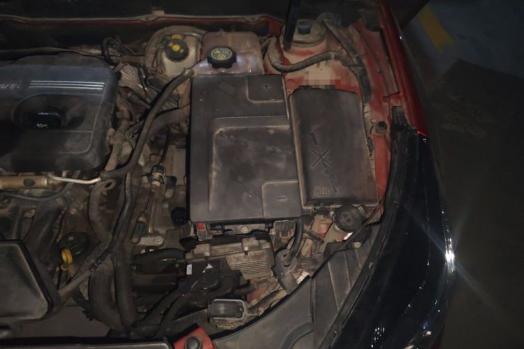 Used Chevrolet Malibu 2014 2.0L Automatic Luxury Edition Engine Bay Left