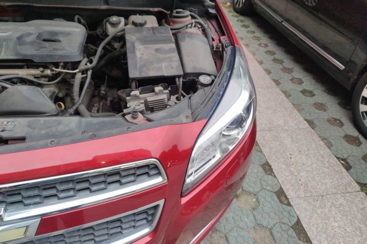 Used Chevrolet Malibu 2014 2.0L Automatic Luxury Edition Engine Bay Left