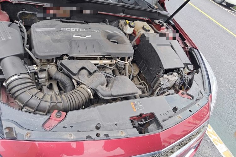 Used Chevrolet Malibu 2014 2.0L Automatic Luxury Edition Engine Bay Left