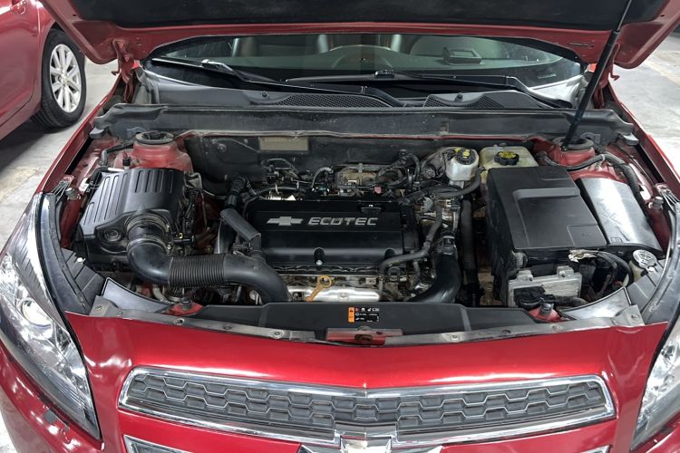 Used Chevrolet Malibu 2014 1.6T Automatic Comfort Edition Engine Bay