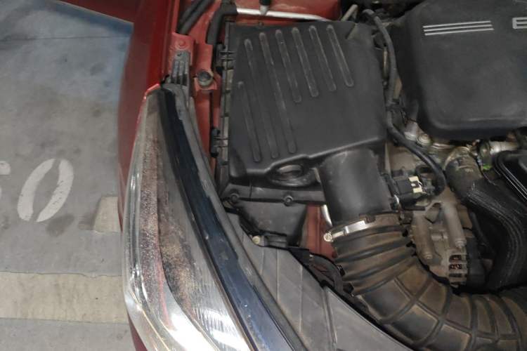 Used Chevrolet Malibu 2014 2.0L Automatic Luxury Edition Engine Bay Right