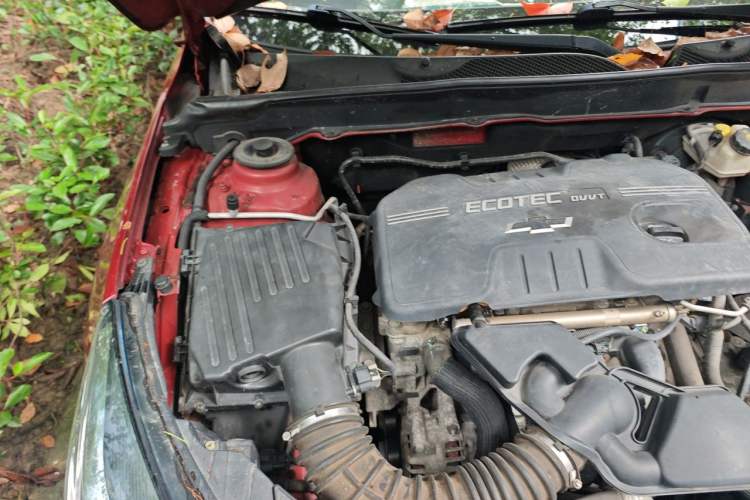Used Chevrolet Malibu 2014 2.0L Automatic Luxury Edition Engine Bay Right