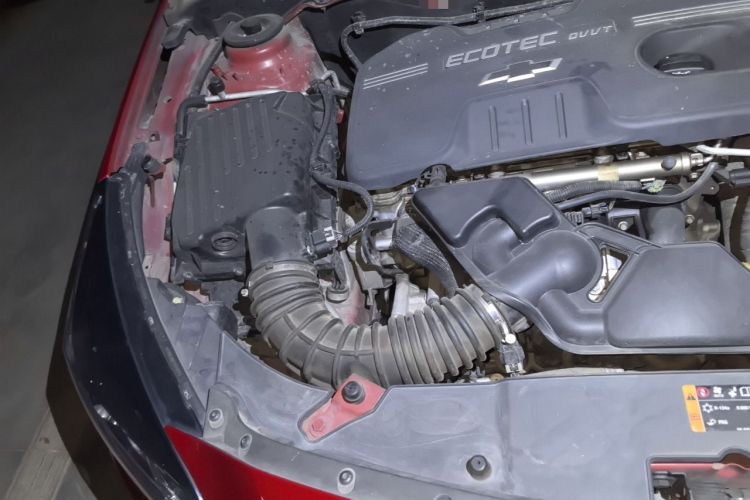 Used Chevrolet Malibu 2014 2.0L Automatic Luxury Edition Engine Bay Right
