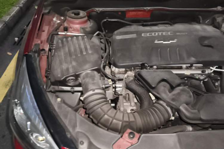 Used Chevrolet Malibu 2014 2.0L Automatic Luxury Edition Engine Bay Right