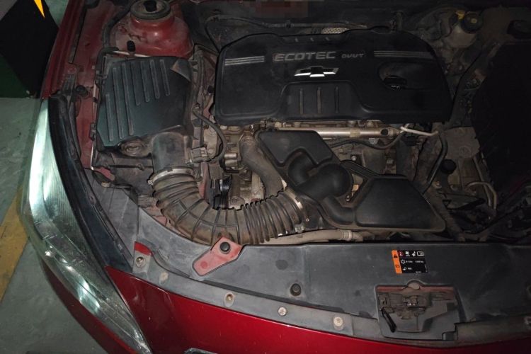 Used Chevrolet Malibu 2014 2.0L Automatic Luxury Edition Engine Bay Right