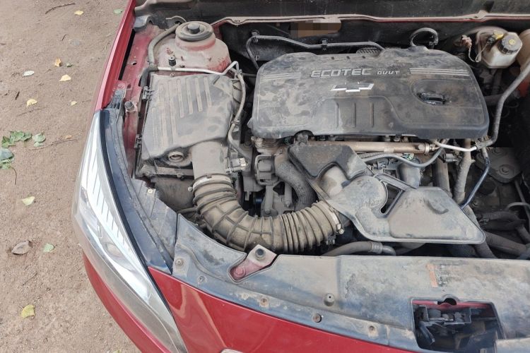Used Chevrolet Malibu 2014 2.0L Automatic Comfort Edition Engine Bay Right