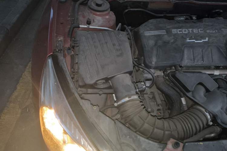 Used Chevrolet Malibu 2014 2.0L Automatic Comfort Edition Engine Bay Right