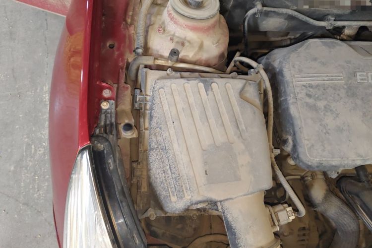 Used Chevrolet Malibu 2014 2.0L Automatic Comfort Edition Engine Bay Right