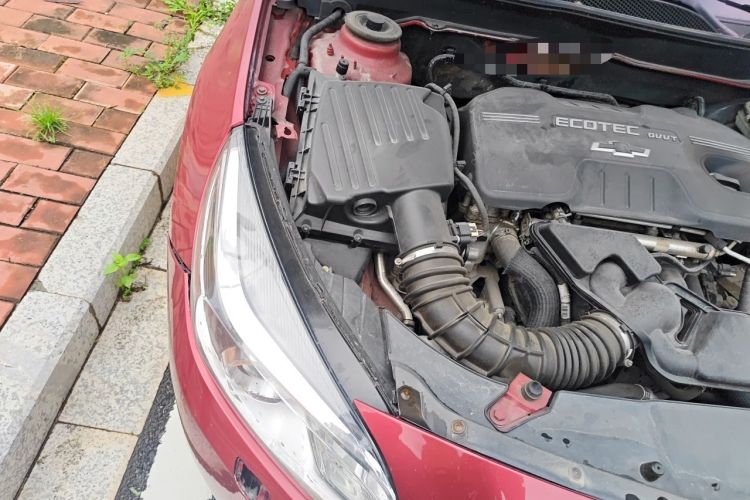 Used Chevrolet Malibu 2014 2.0L Automatic Luxury Edition Engine Bay Right